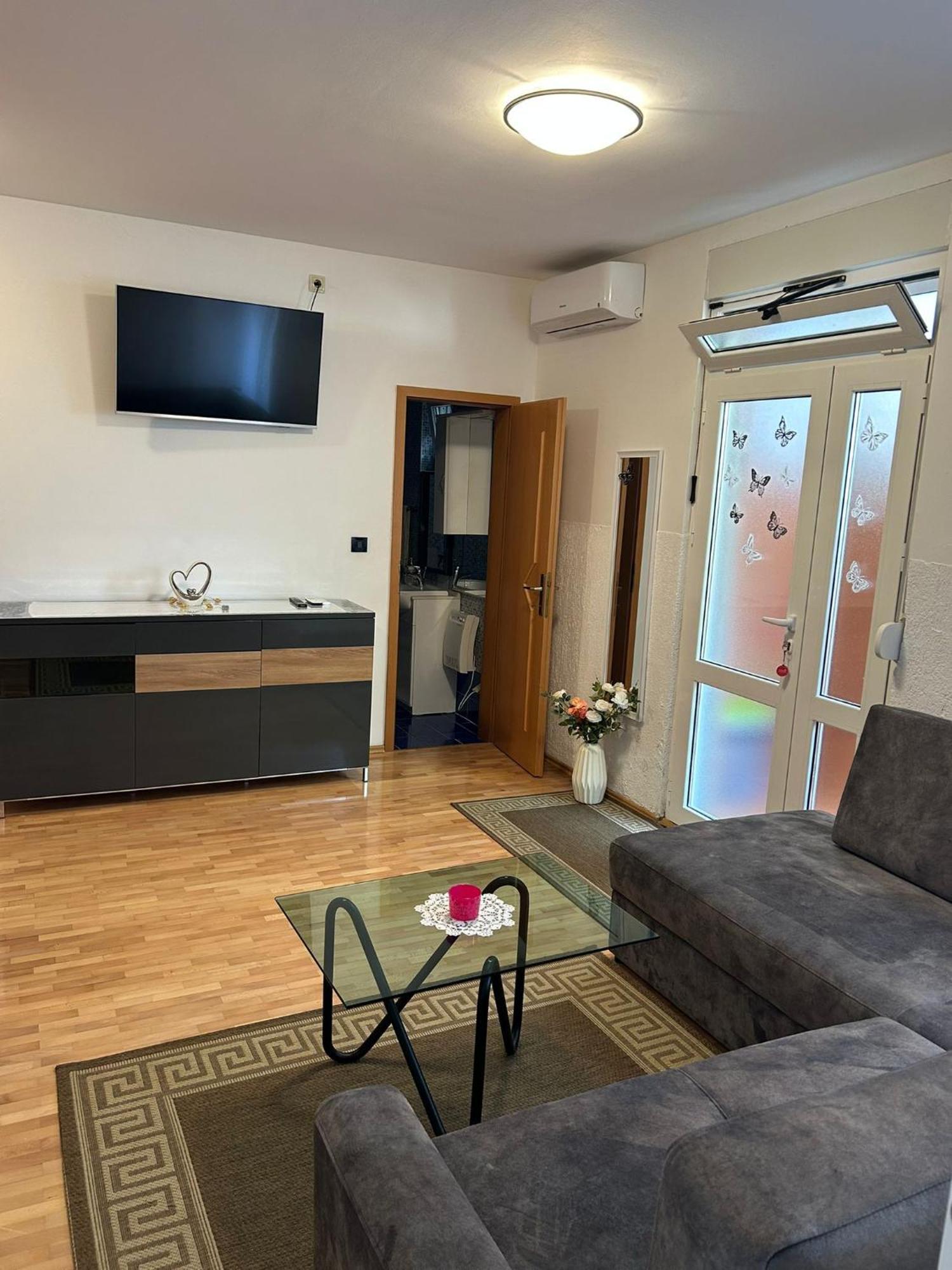 Apartmani Jelena أوباتيا المظهر الخارجي الصورة